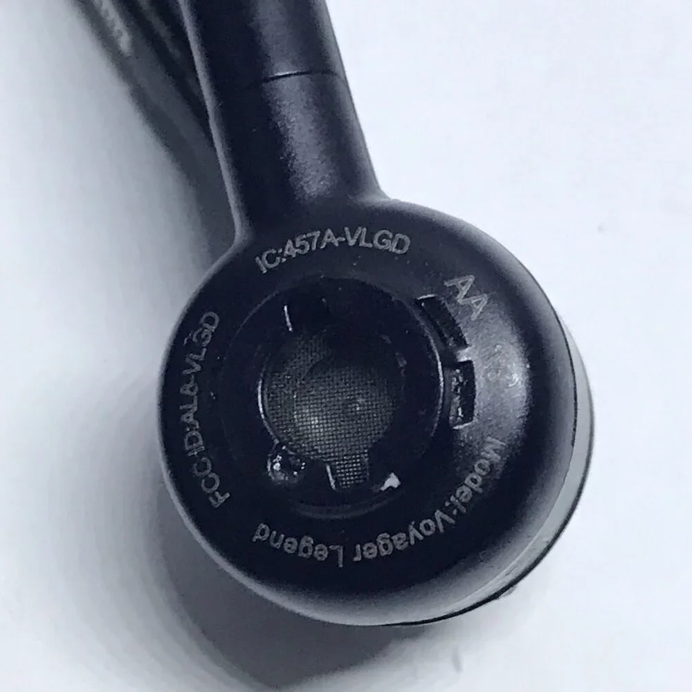 Plantronics Voyager Legend Bluetooth Wireless Headset Voice Commands Black